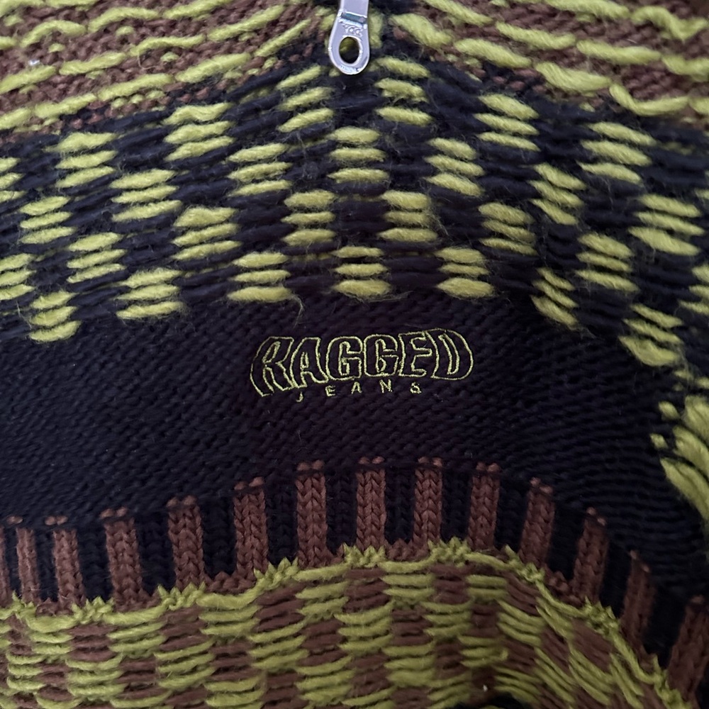 Men's Green and Brown Patterned Half-Zip Sweater - Picture 8 of 9